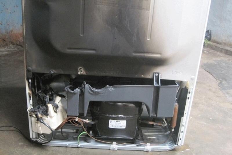 Tủ lạnh bị ngập nước có sao không