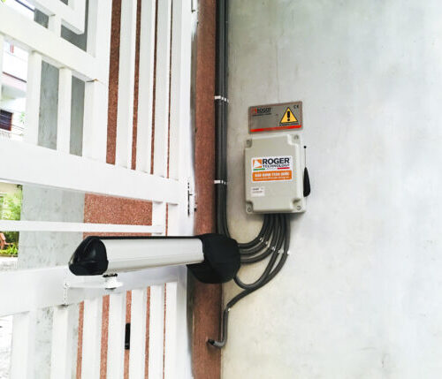 Motor cánh tay đòn Roger R20-310 Italia Motor cánh tay đòn Roger R20-310 Italia