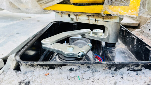 Motor cửa cổng âm sàn Roger R21-351 Italia Motor cửa cổng âm sàn Roger R21-351 Italia